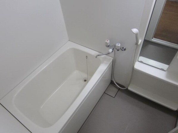 コウズィプレイスの物件内観写真